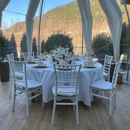Garden Hotel